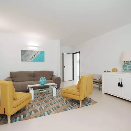 White House - Con Jacuzzi E Posto Auto فيلة أوترانتو