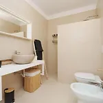 Βίλα White House - Con Jacuzzi E Posto Auto *