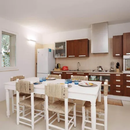 Βίλα White House - Con Jacuzzi E Posto Auto