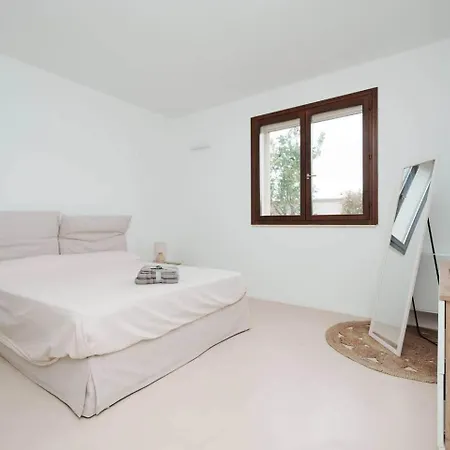 White House - Con Jacuzzi E Posto Auto Οτράντο