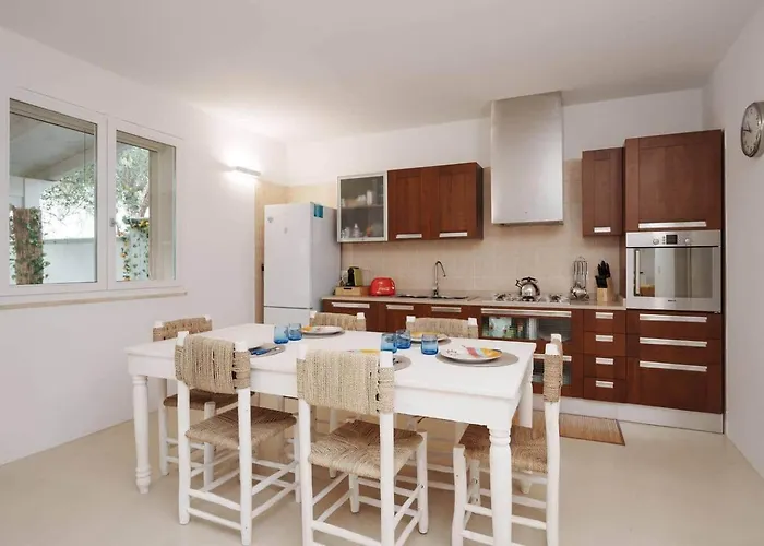 Βίλα White House - Con Jacuzzi E Posto Auto