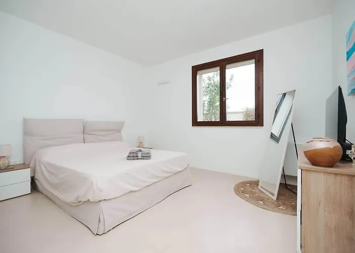 White House - Con Jacuzzi E Posto Auto Οτράντο