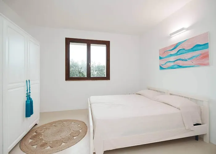 White House - Con Jacuzzi E Posto Auto Βίλα Οτράντο