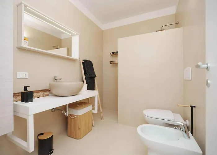 Βίλα White House - Con Jacuzzi E Posto Auto *