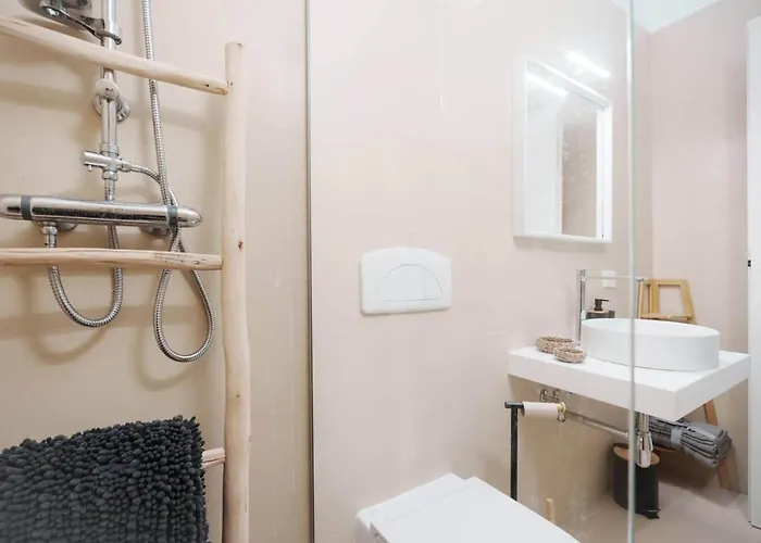 White House - Con Jacuzzi E Posto Auto Βίλα Οτράντο