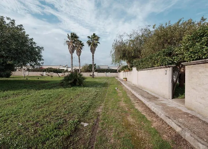 Βίλα White House - Con Jacuzzi E Posto Auto *