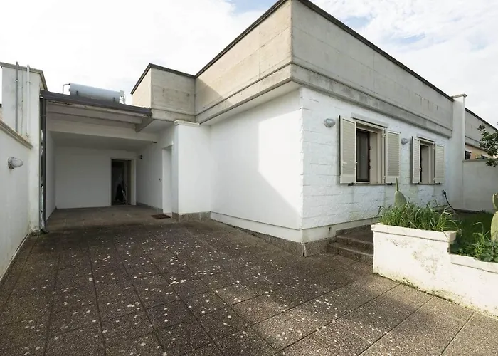 White House - Con Jacuzzi E Posto Auto Βίλα *